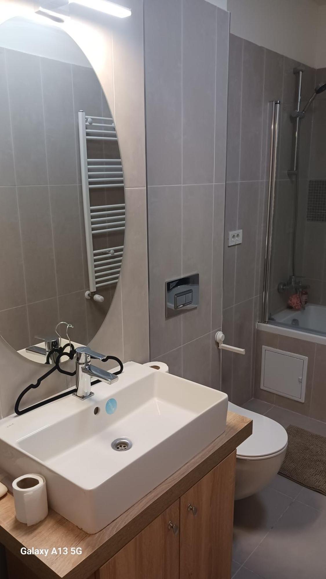 Appartement Trio Maria à Otopeni Extérieur photo